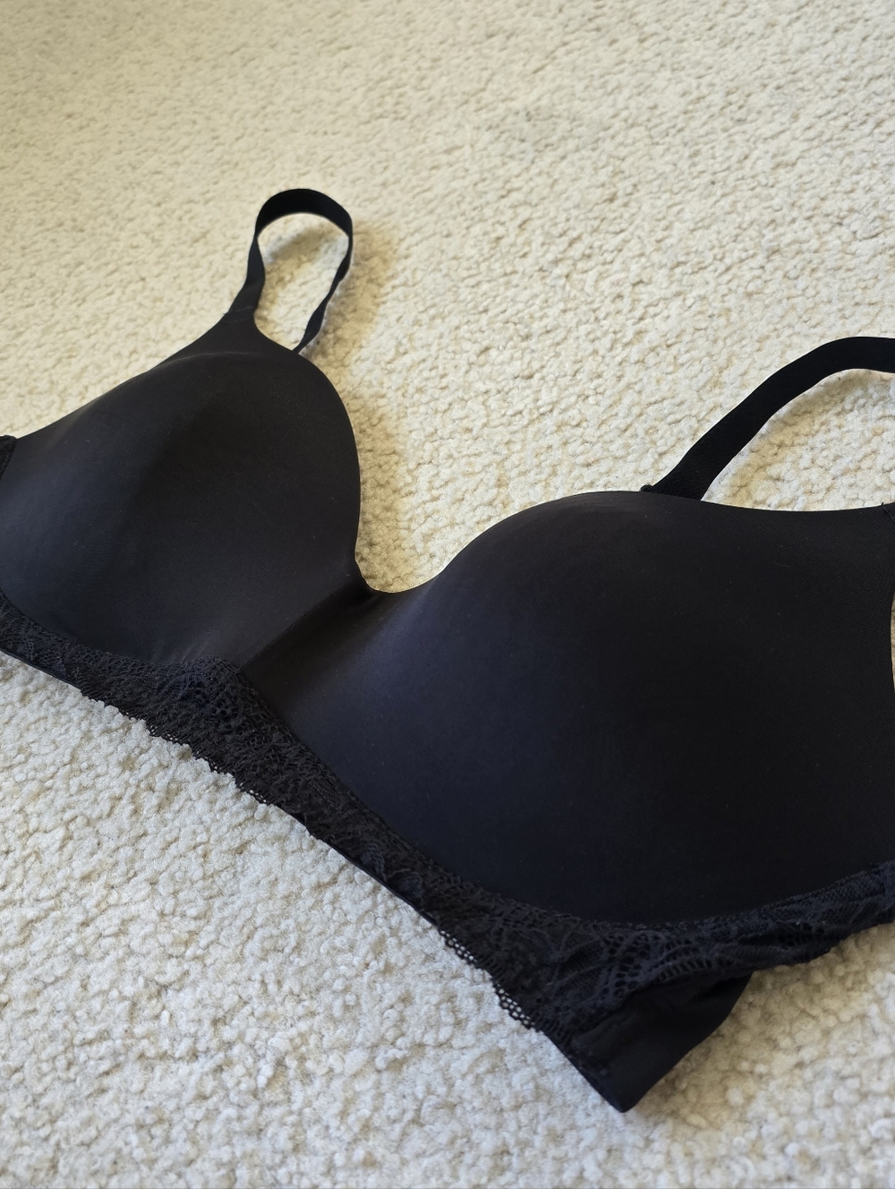 38C WonderBra Wireless Adjustable Bra